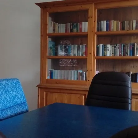 דירה Ferienwohnung Mit Pool Direkt Am See 2 *